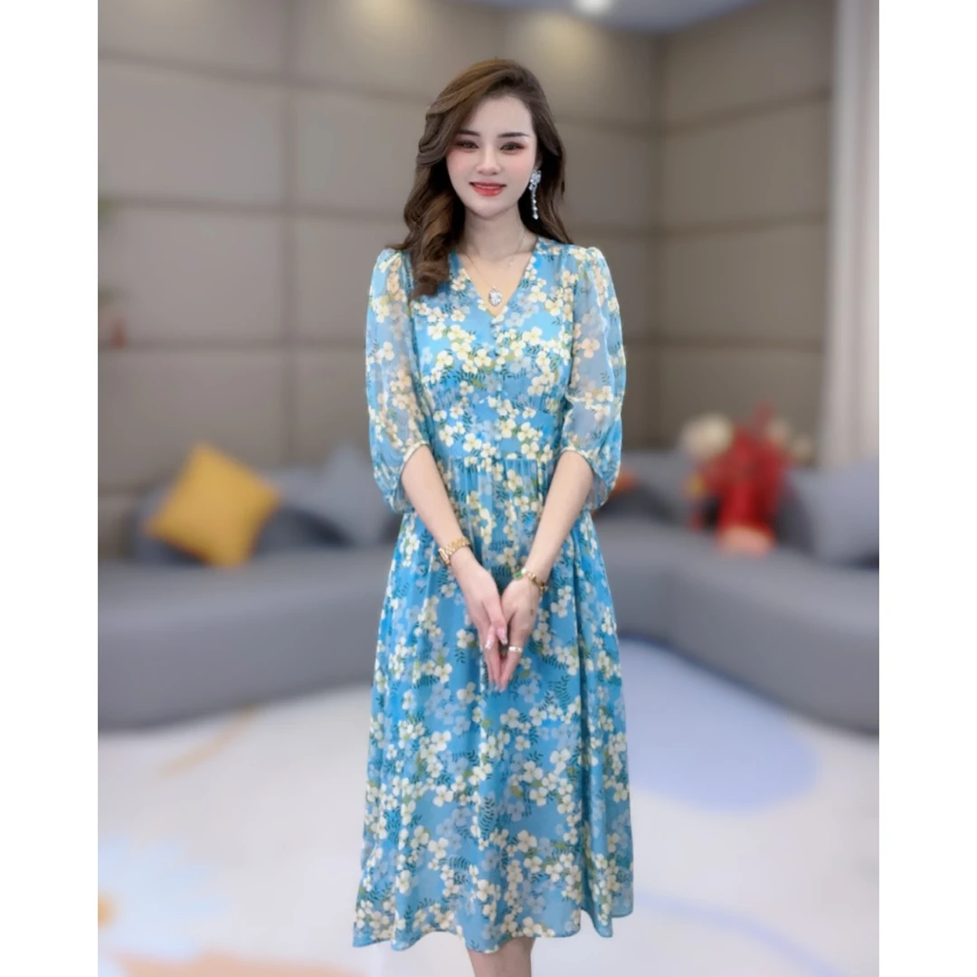 《静静心选》蓝色栀子花松紧腰气质显瘦真丝连衣裙 90180