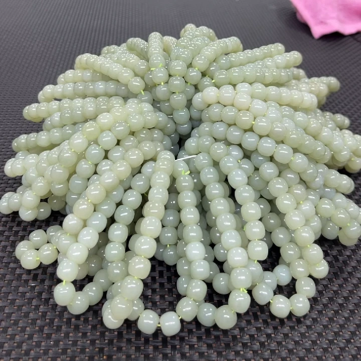 【新疆和田玉老郑】和田玉手串（约10mm,多样性发）