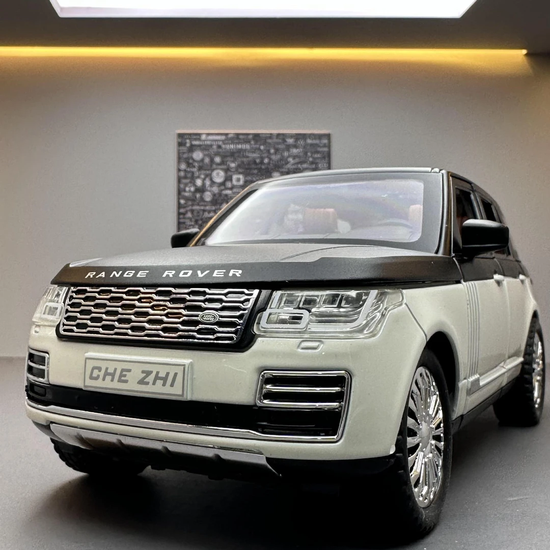 潮玩合金汽车模型 1:24正版路虎揽胜 收藏摆件声光开门玩具越野车