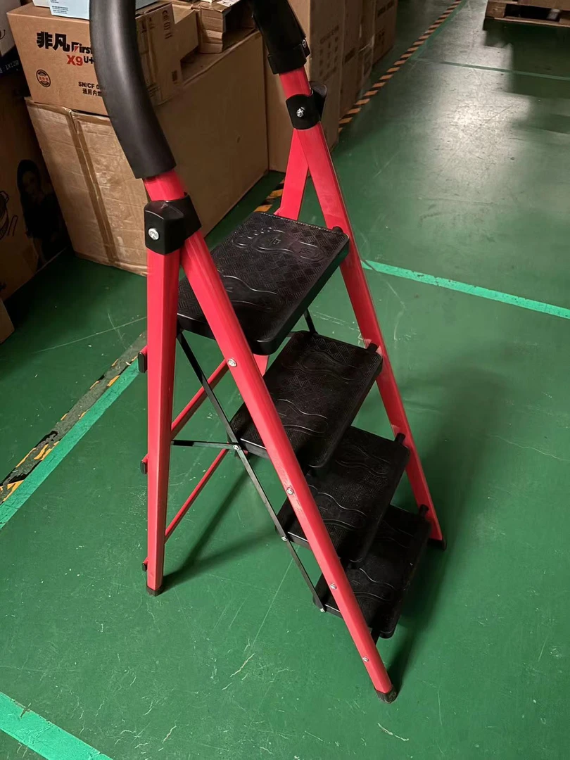 多功能四步碳钢梯家用高承重