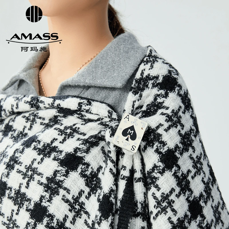 AMASS/阿玛施绵羊毛保暖亲肤柔软格纹厚围巾穿搭配饰女5800039