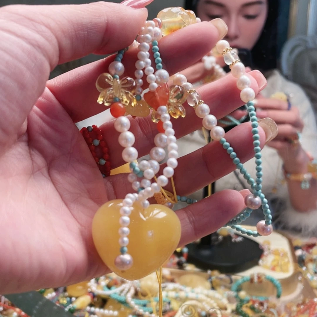 【闪购商品】琥珀颈饰未镶嵌