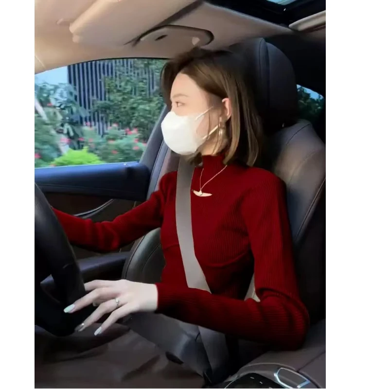 过年衣服半高领镂空针织衫女春秋爆款高级感修身红色打底内搭上衣