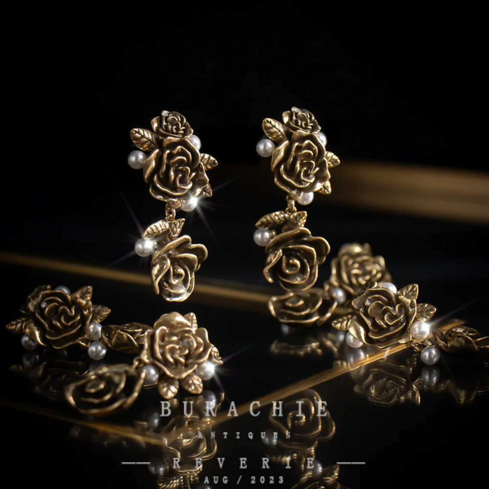 铜合金仿水晶耳饰 【5661】周年珍藏英｜经典原标克拉款CrownFrett