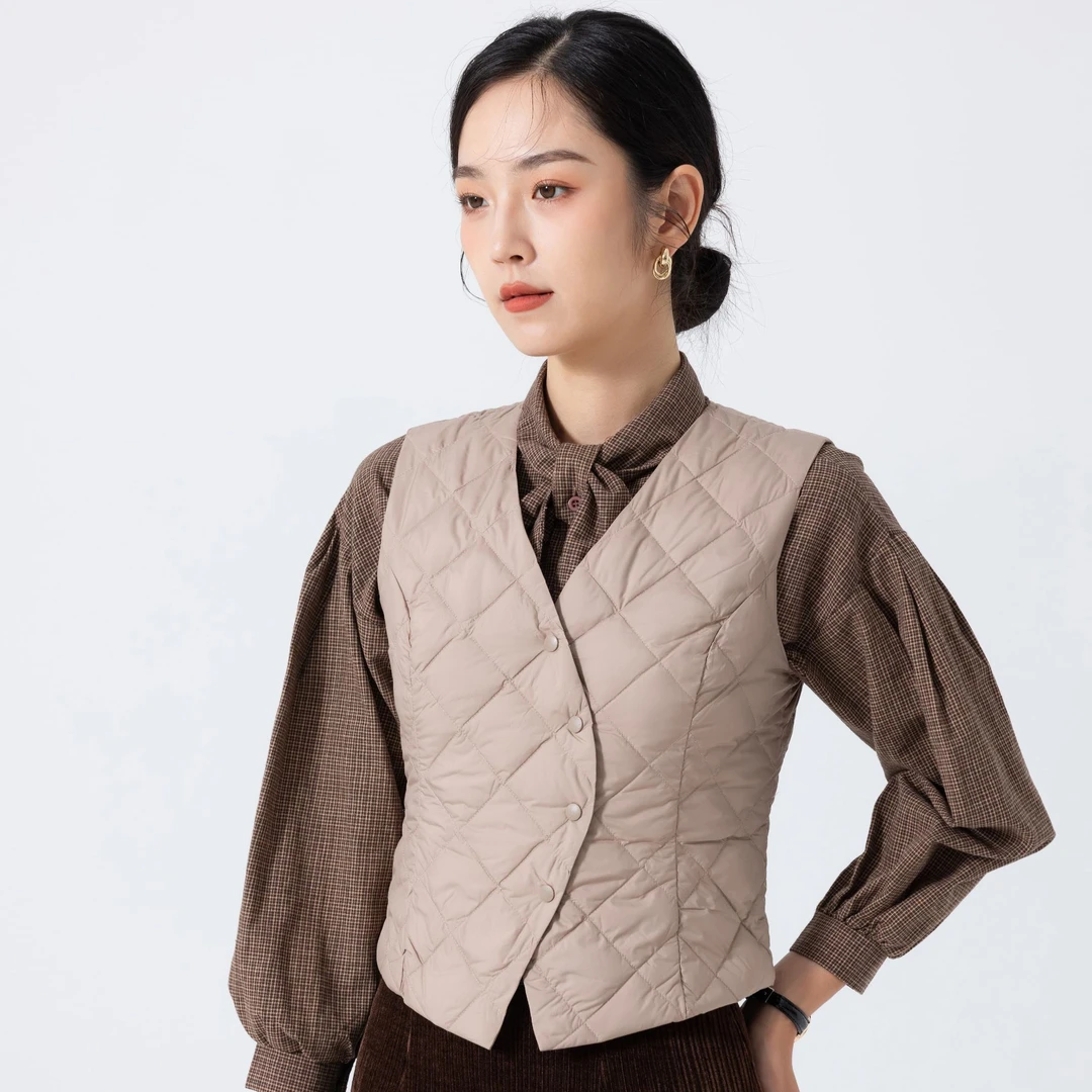 卡赛尼品质女装时尚洋气羽绒马甲秋冬轻薄保暖羽绒服