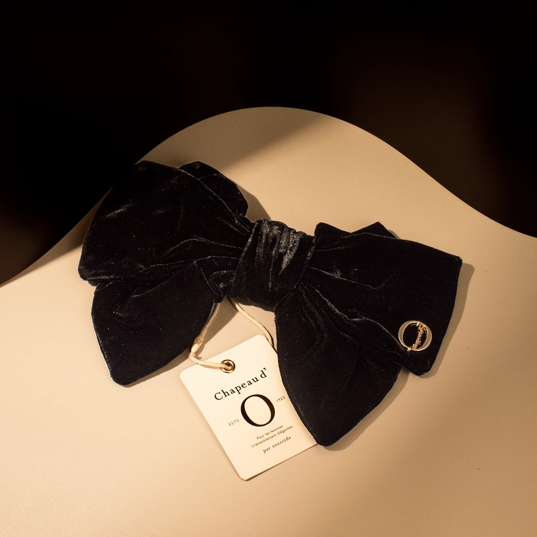 日*【Chapea*d*】丝绒蝴蝶结一字夹#0395