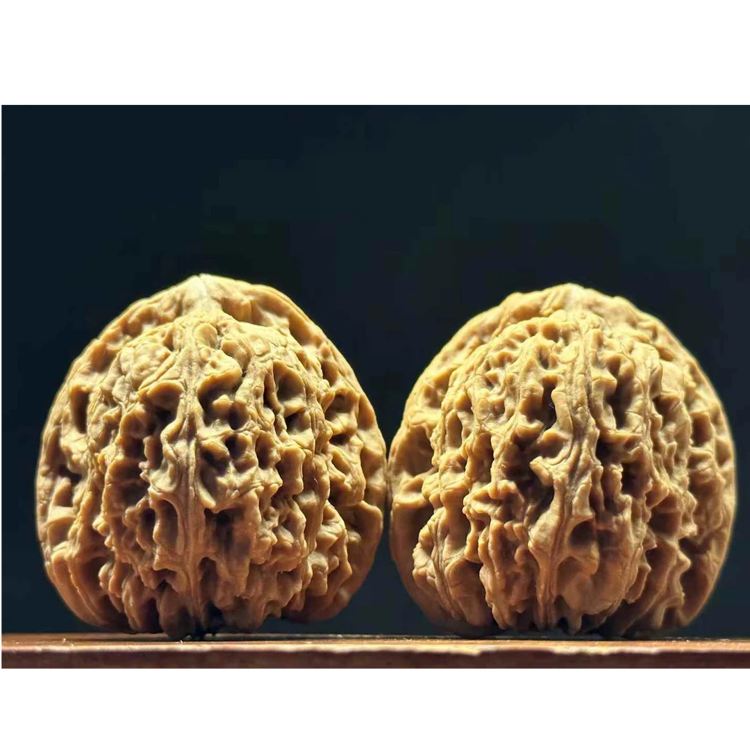 南将石核桃2421大克重  宽43./42.8