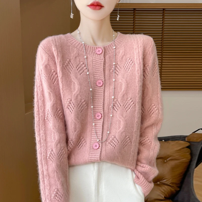 重工镂空~秋冬新款韩版圆领扭花宽松上衣纯色高级感羊毛衫