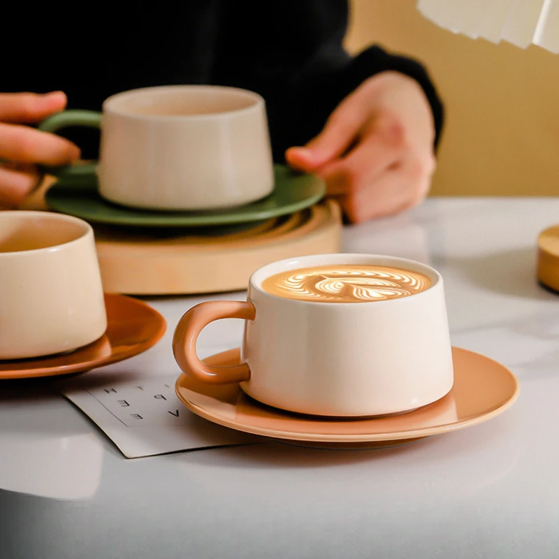 咖啡杯碟陶瓷简约拿铁杯高颜值家用创意英式下午茶杯子咖啡杯套装