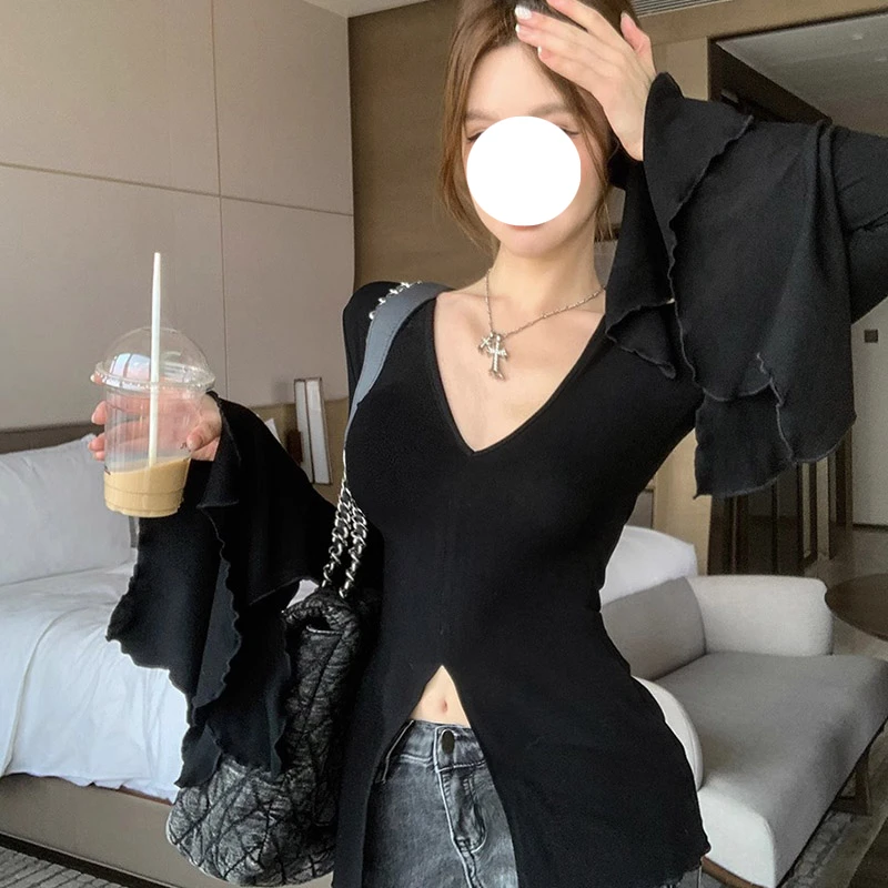 美式辣妹v领喇叭袖T恤女秋冬新款修身设计感开叉黑色长袖百搭上衣