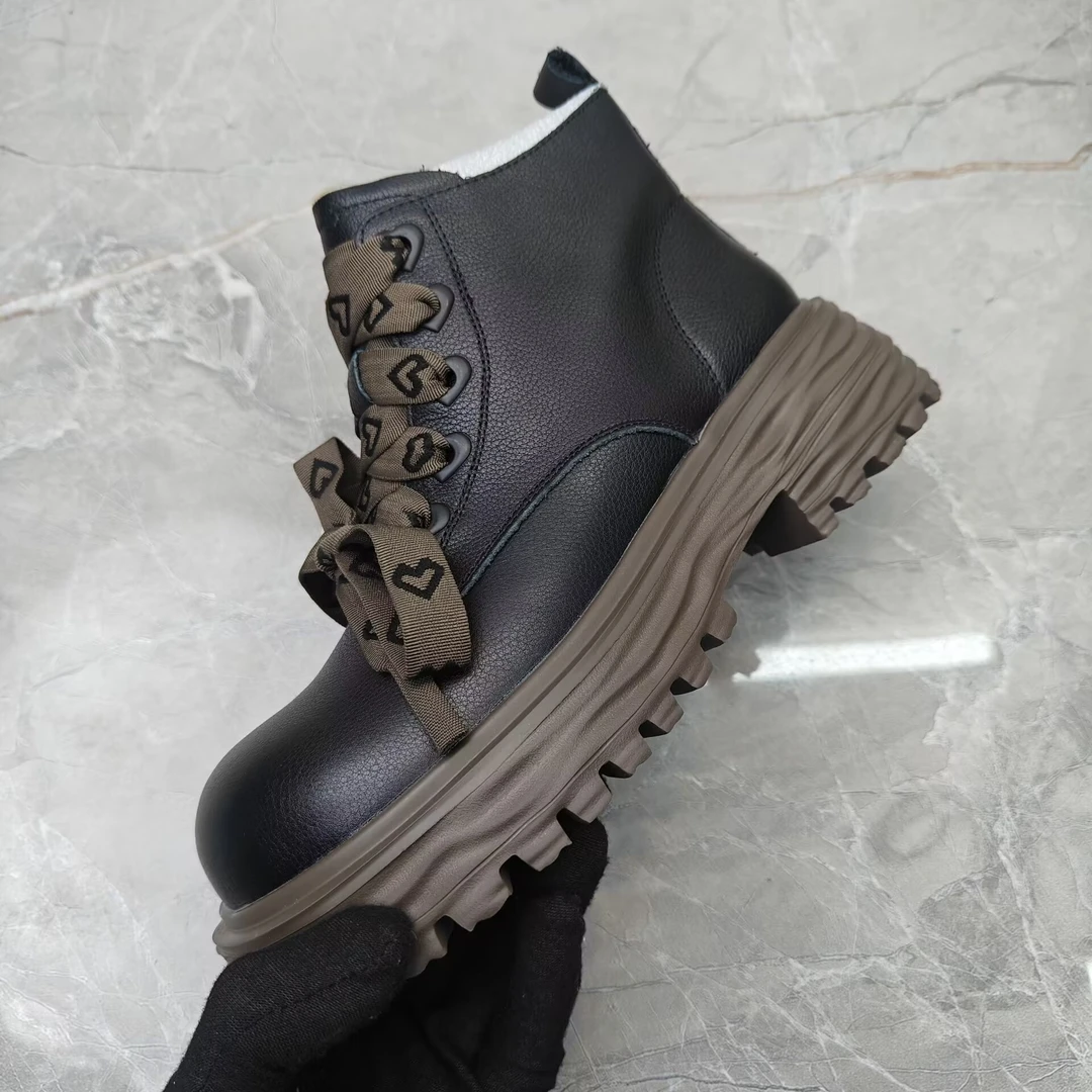 c（孤品）35码粗跟女靴(牛皮25639