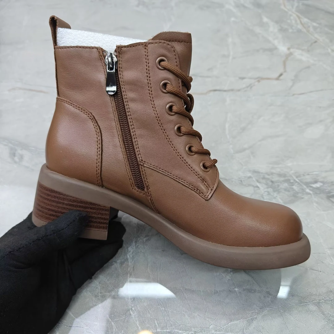 f（孤品）38 -39码 粗跟女靴(牛皮)d1053