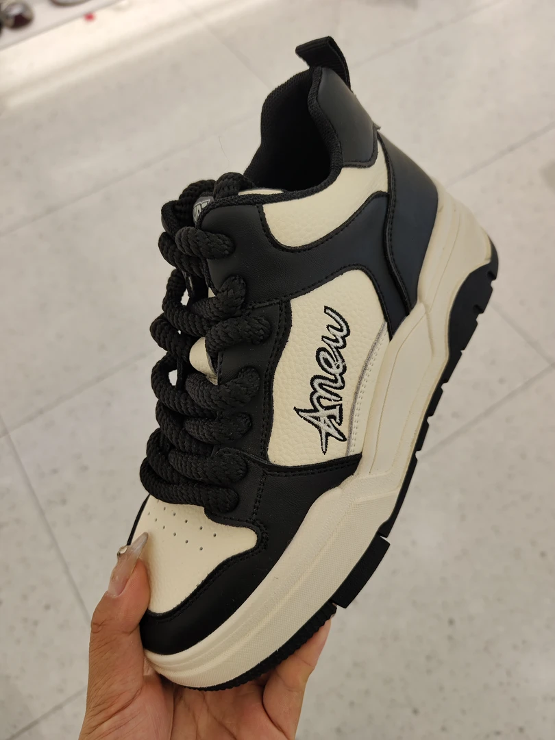 2024时尚百搭休闲女鞋