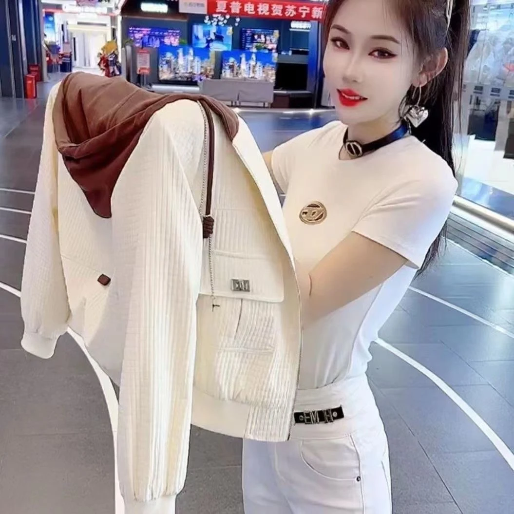 春秋上衣女2024新款休闲时尚百搭连帽短款棒球服夹克上衣外套