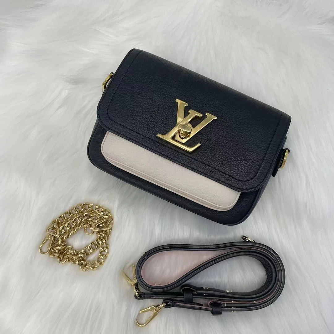 99新 LouisVuitton/路易威登 芯片黑白熊猫色lockmetender斜挎包