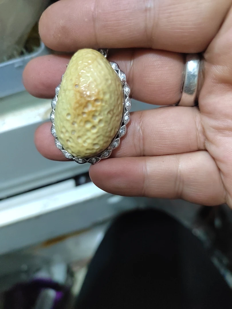 钛钢花岗石吊坠 27克青海冷湖无球粒吊坠