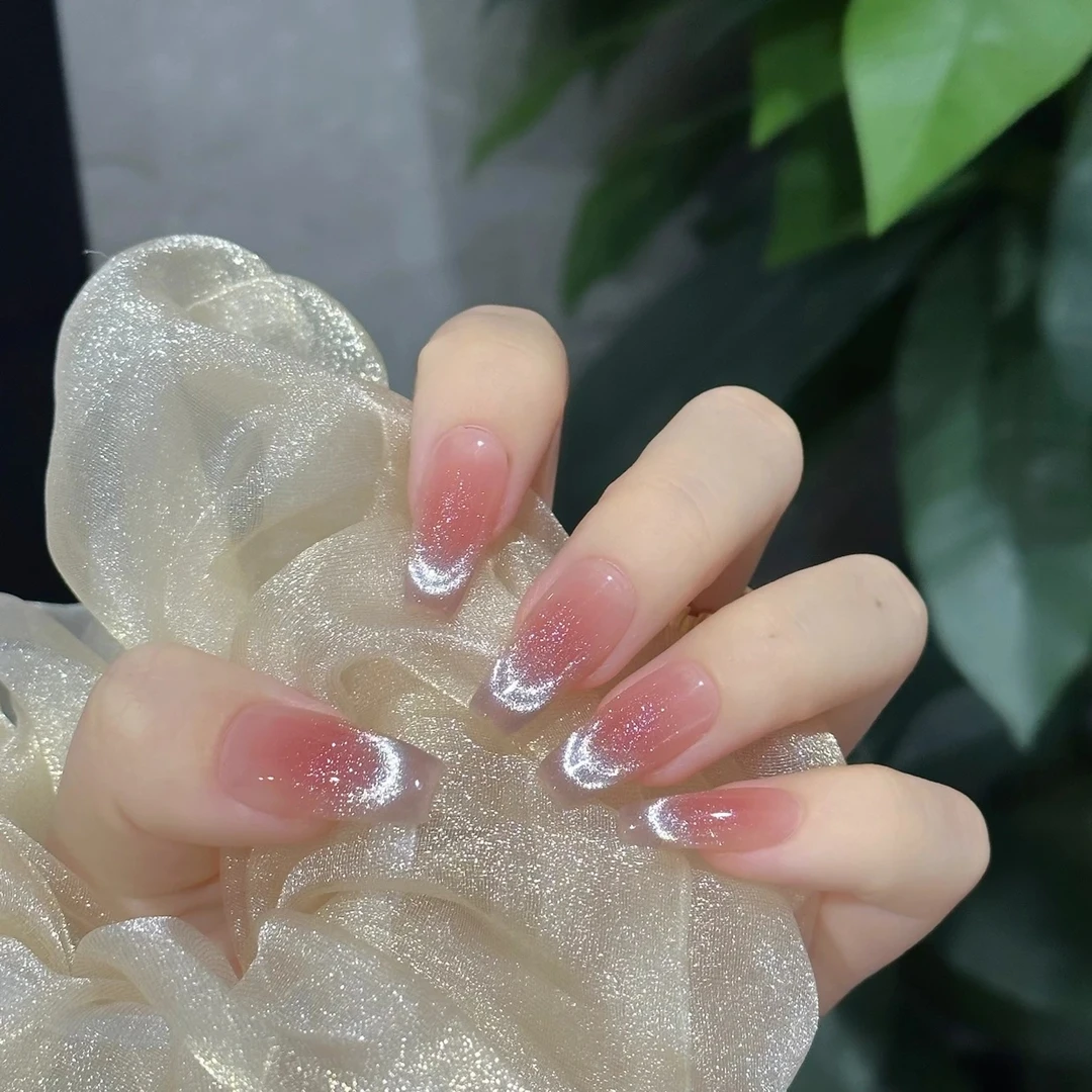 晶石猫眼短小熊裸色美甲纯手工穿戴甲短梯纯欲简单日常指甲贴爆闪