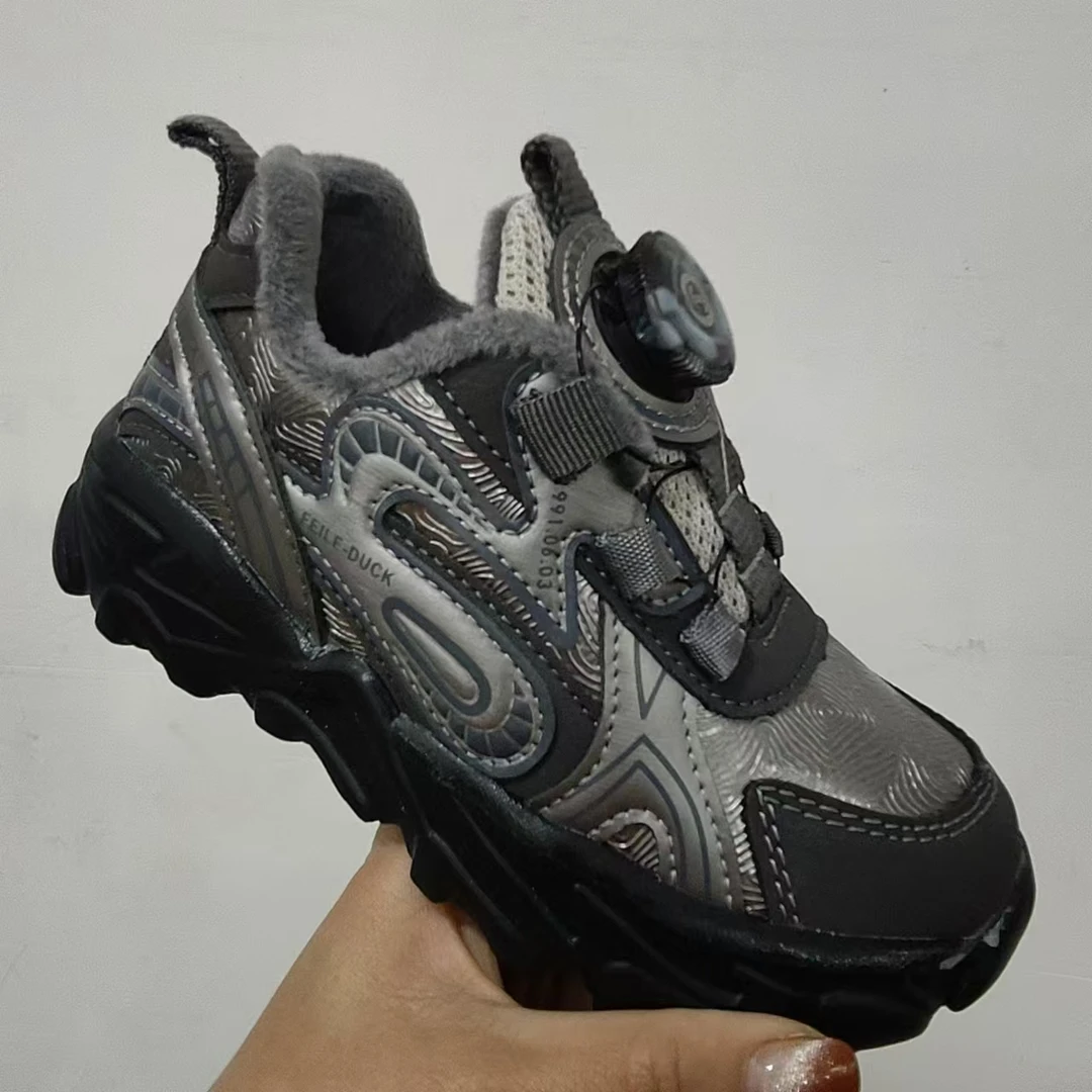 儿童鞋旋转纽扣男女童加绒二棉运动跑步鞋老爹鞋大童休闲鞋229