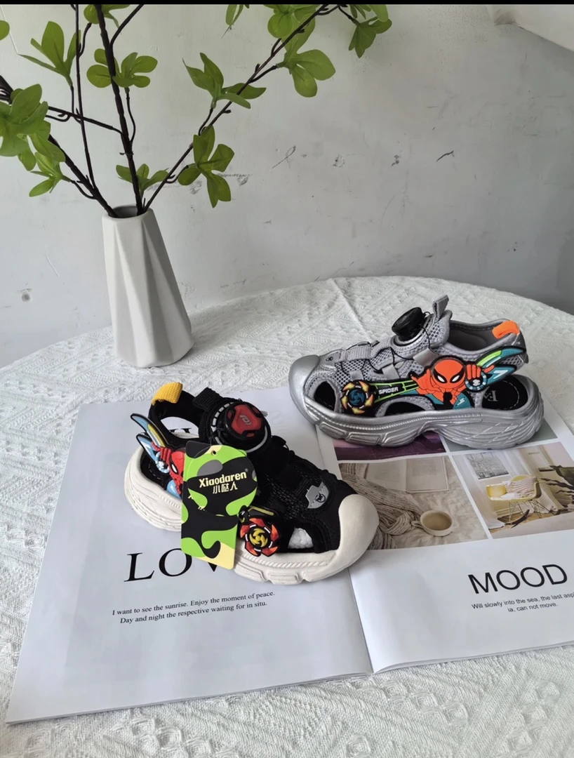 奥特曼风车凉鞋男童鞋子夏款小童宝宝发光亮灯鞋儿童旋转扣2625