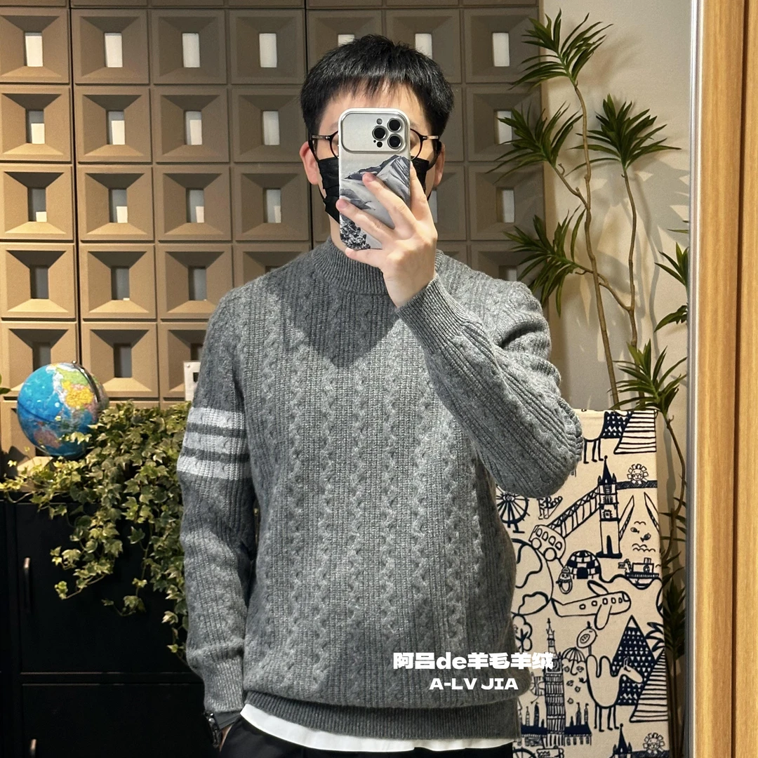 《ALV-100羊毛》全毛-厚款系列-三条杠绞花粗针版全毛羊毛衫休闲男