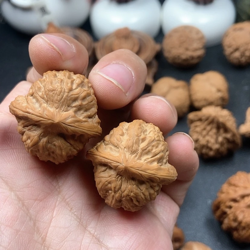 【闪购商品】木质核雕不***字磨盘