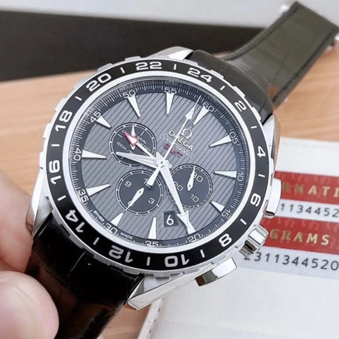 99新 Omega/欧米茄 231.13.44.52.06.001/三眼海马