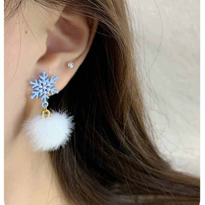 铜合金耳饰 冬日圣诞可爱雪花耳钉银针甜美超仙毛球