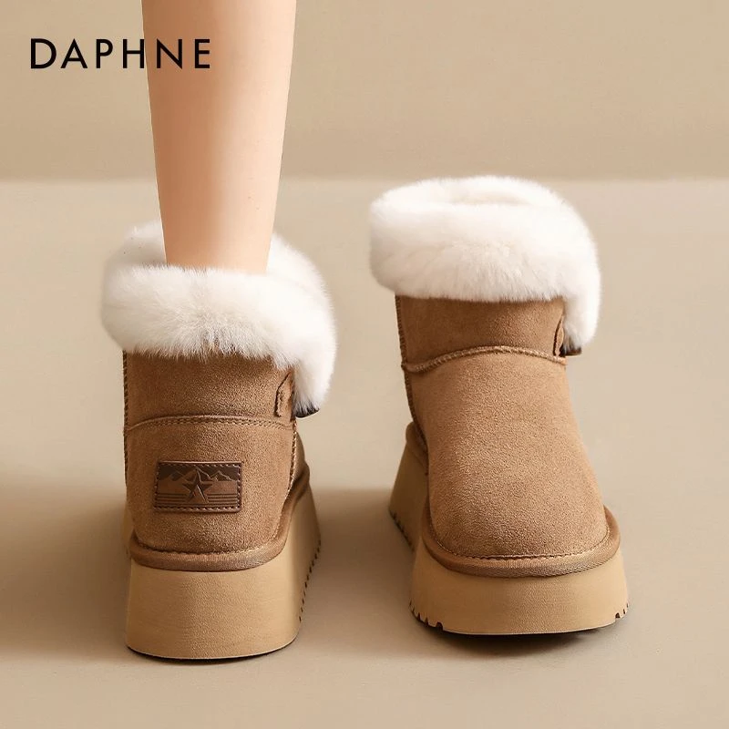 达芙妮真皮雪地靴子女2024爆款秋冬加绒厚底防寒保暖东北面包棉鞋