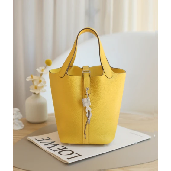 全新未使用 Hermes/爱马仕 18 B刻TC皮阳光金色 银扣菜篮子包经典