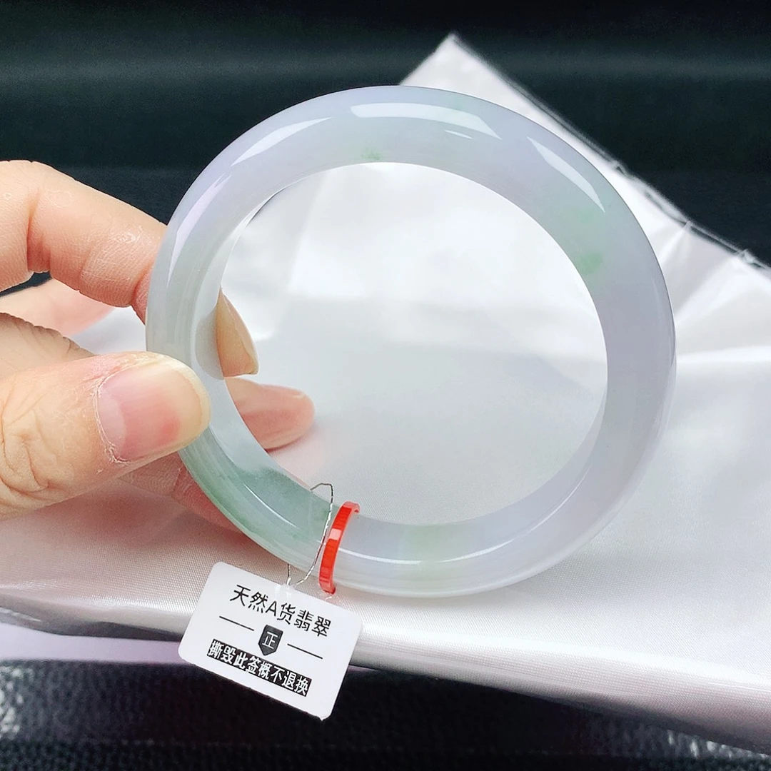 翡翠手镯未镶嵌56+圈