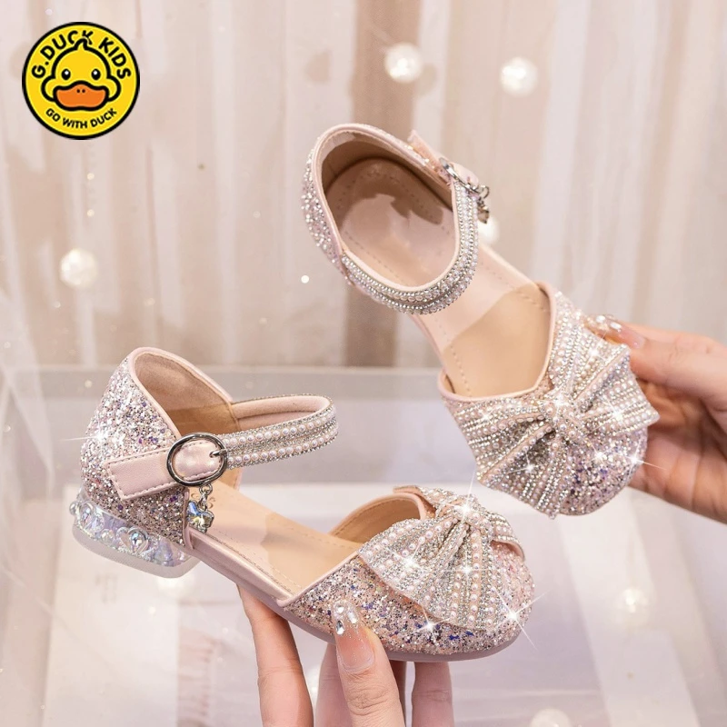 品牌小黄鸭女童凉鞋公主鞋儿童水晶鞋大童高跟鞋软底夏款女孩2024