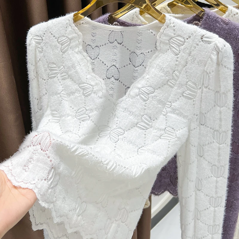 爱心磨毛蕾丝打底衫女秋冬新款波浪边V领内搭保暖修身百搭上衣爆
