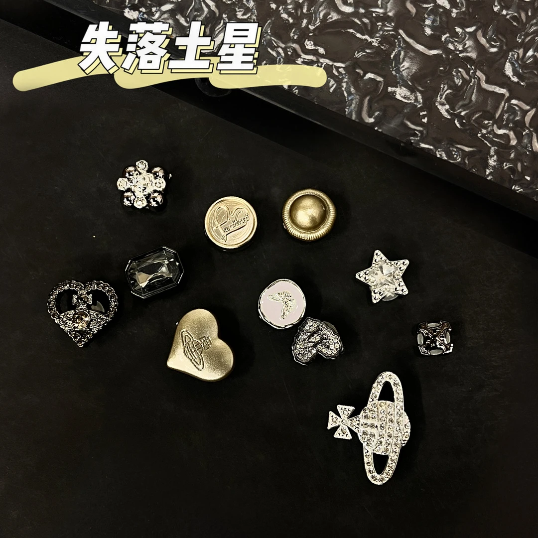 （失落土星）鞋花高档时尚百搭黑色复古圆形精美带扣闪钻银色可爱