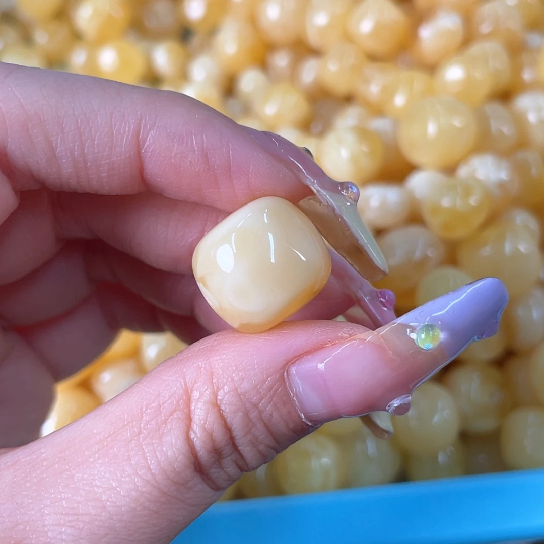 【闪购商品】琥珀裸石未镶嵌265