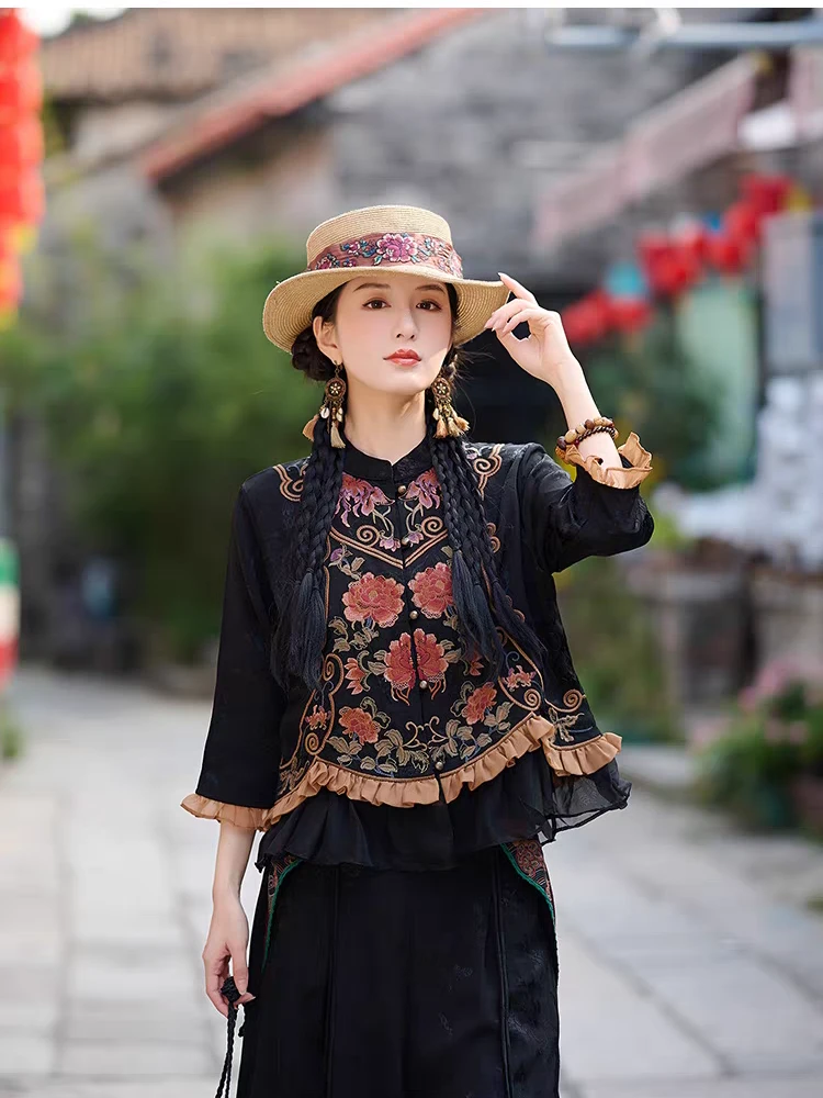 民族风女装唐装刺绣衬衫复古中式上衣女中国风短款洋气宽松外套