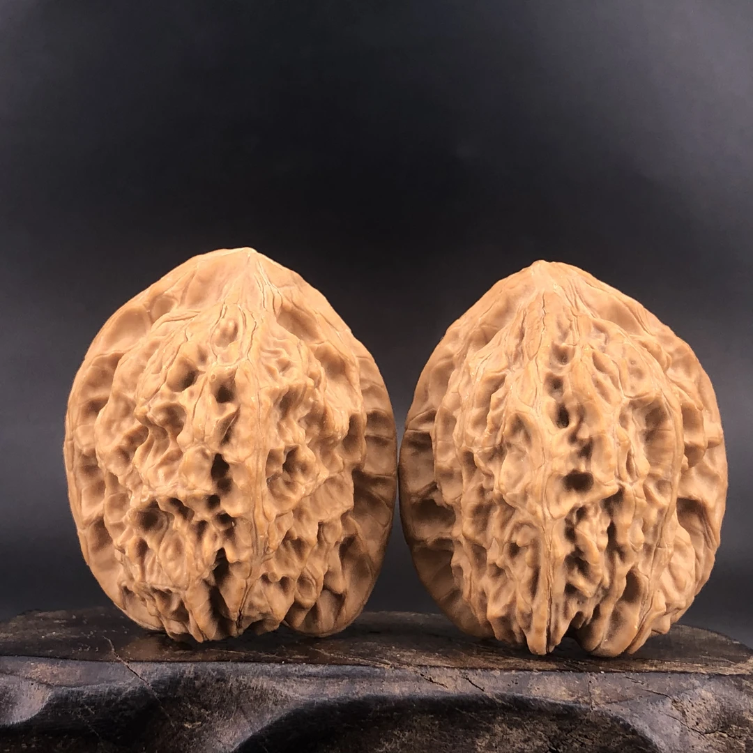 核桃表妹龙纹官帽2024新核桃