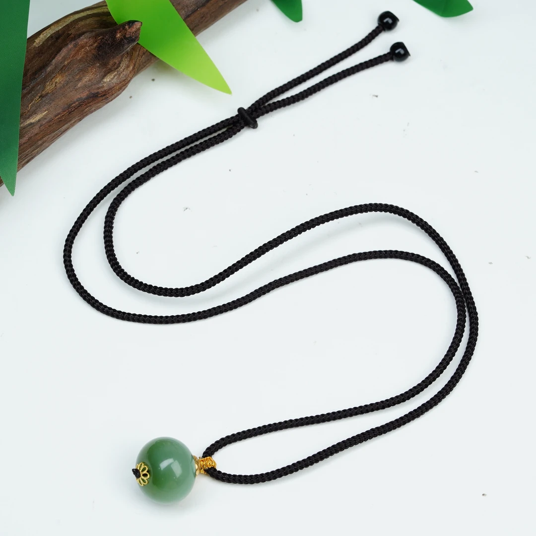 【小北严选】和田玉吊坠-58H220X220【多样性发一件】约13*17mm带绳