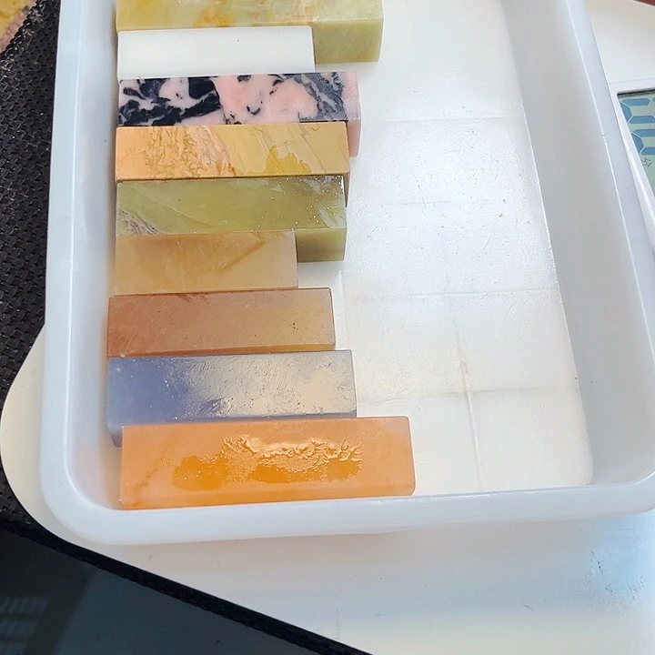 青田石印石退****何今天早上六点