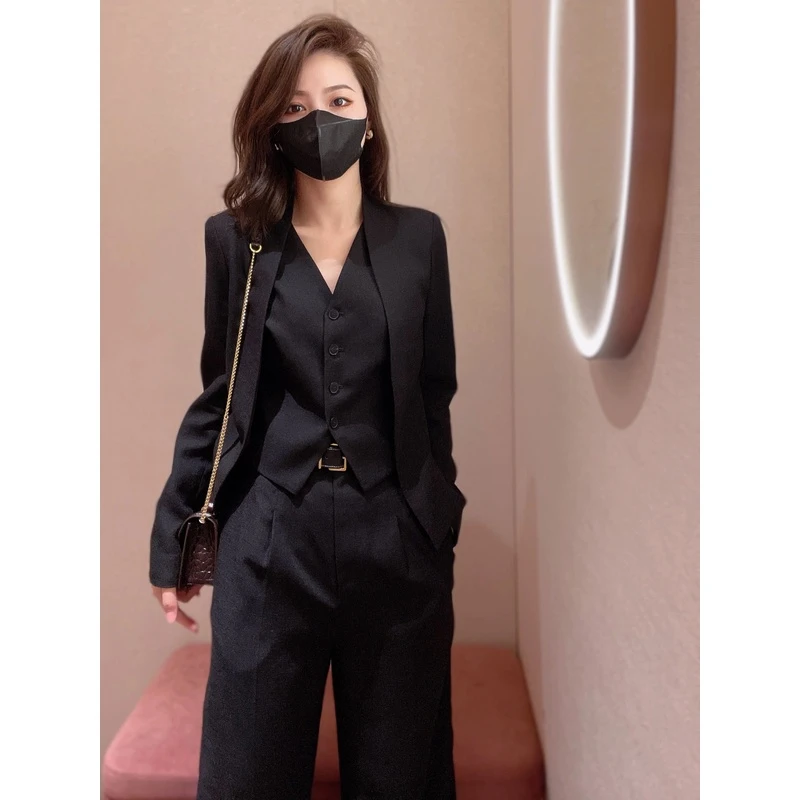 气质干练高级感马甲无领西装阔腿裤三件套职业通勤女春秋2024新款