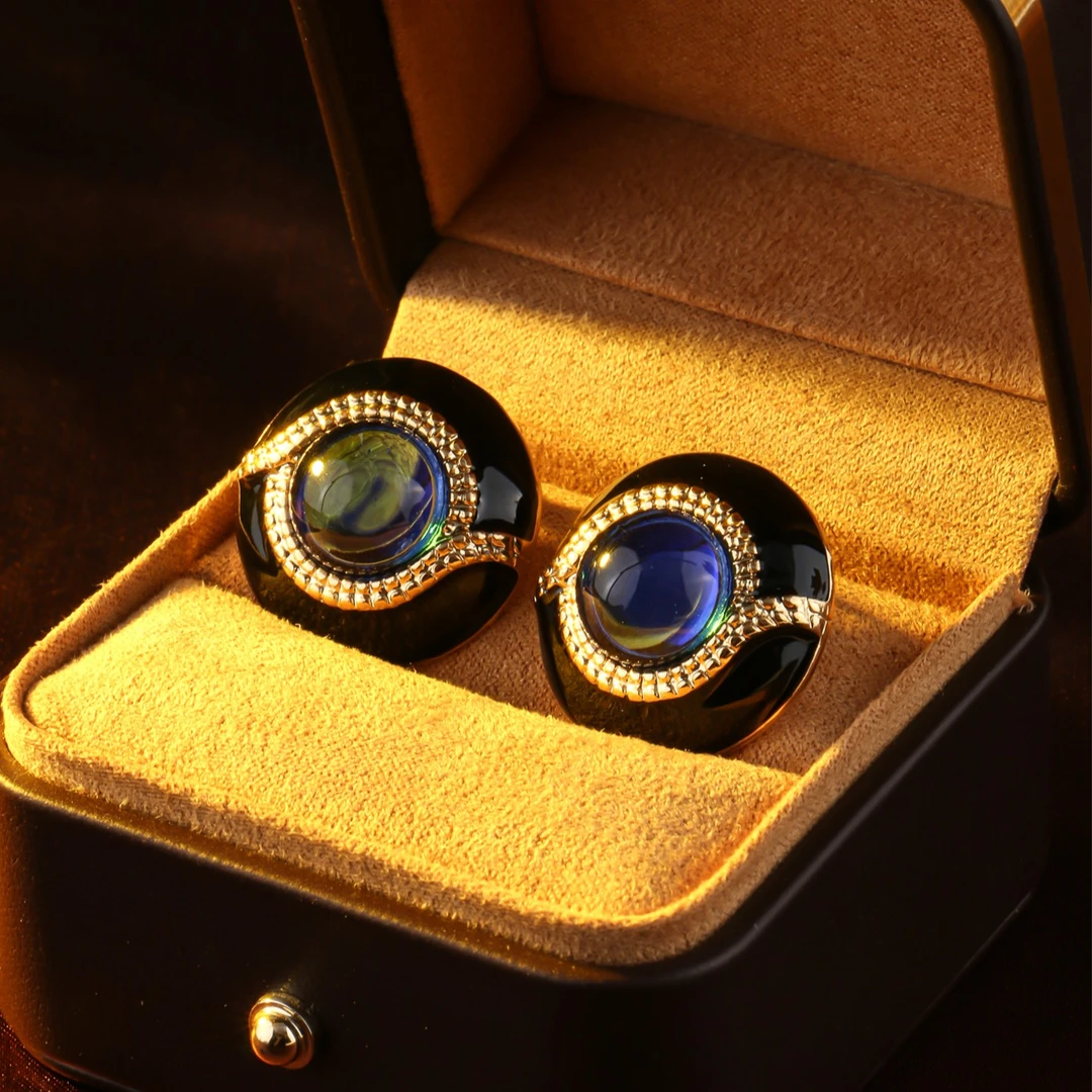 铜合金玻璃耳饰 复古简约时尚款黑色珐琅滴釉圆形耳钉