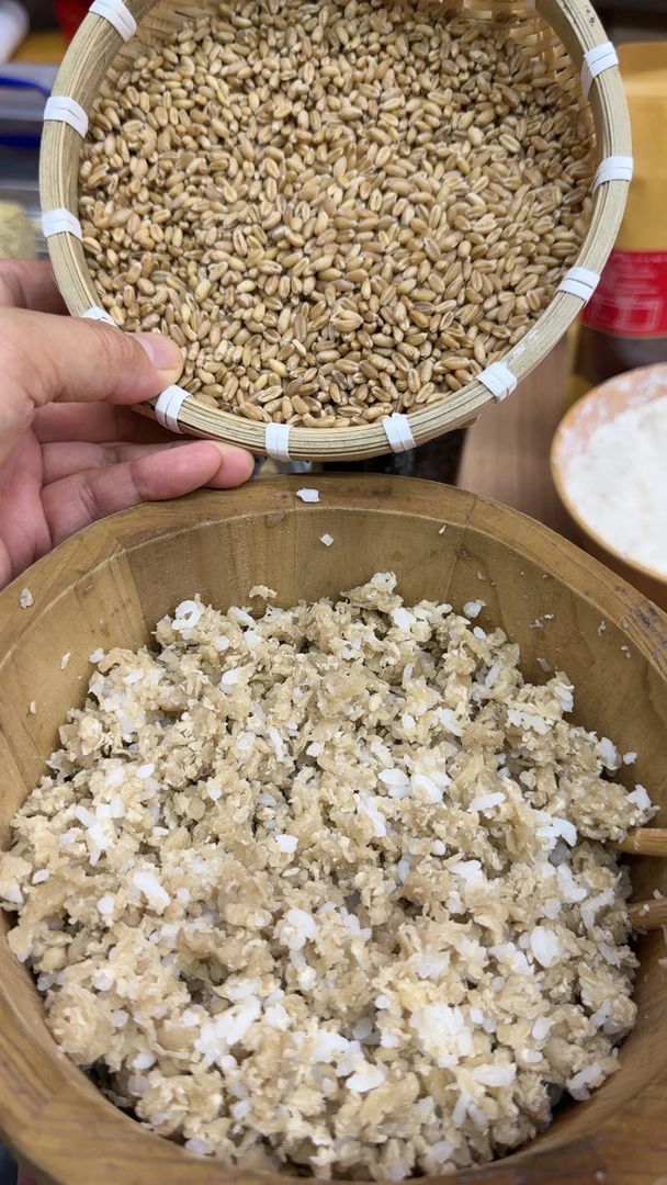 贵州土麦子面粉,做麦颗颗饭,灰面粑粑。