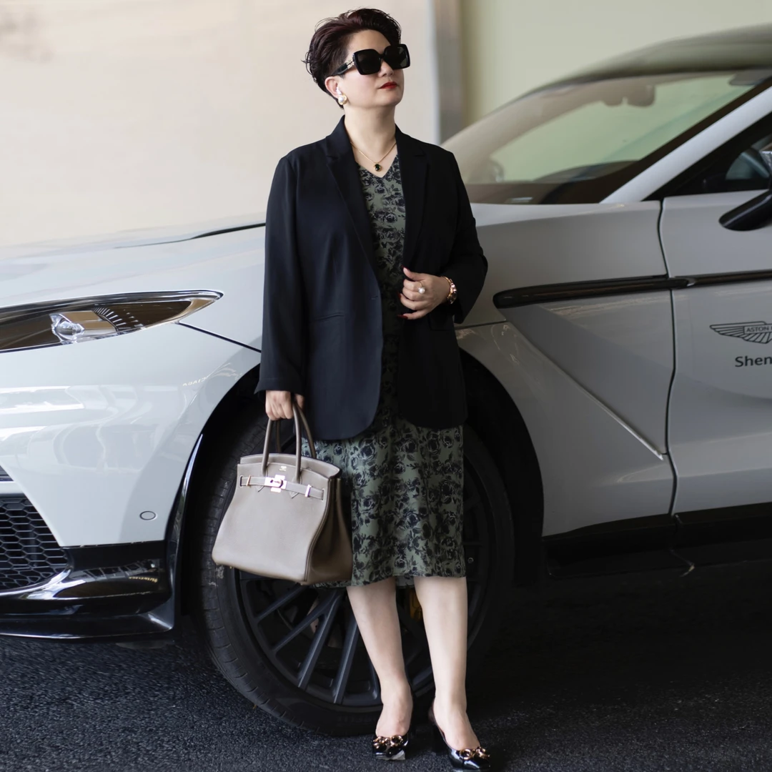 2025春秋季新款韩版显瘦小西装职场OL经典醋酸西装外套女WT012