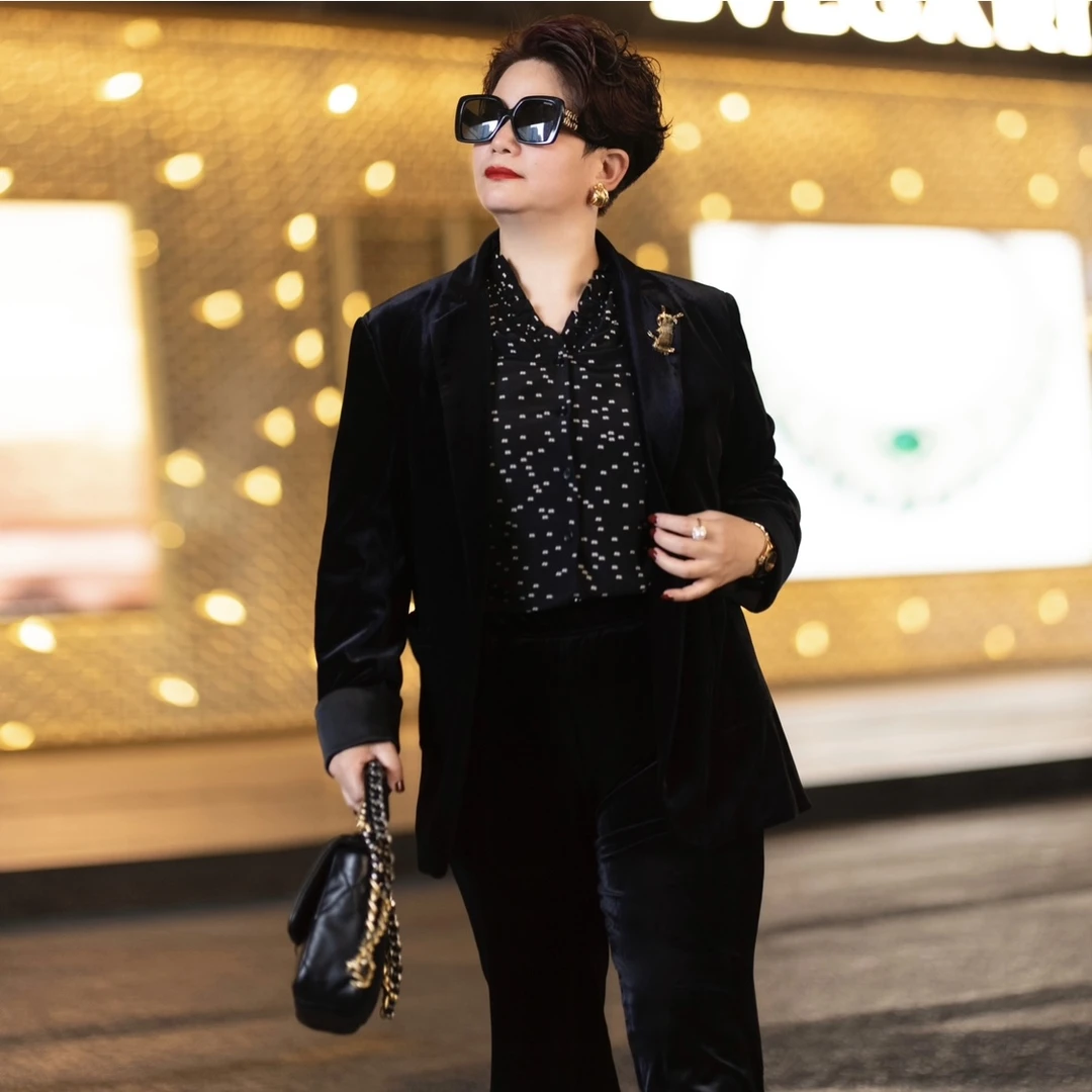 轻奢时尚2025春秋季新款西装 进口丝绒贵气职业OL时髦女外套WT014