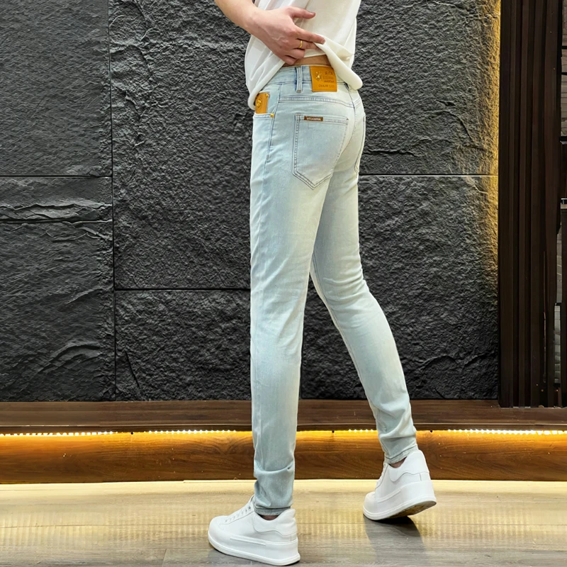 浅色牛仔裤男春秋新款潮流时尚弹力直筒裤青年简约百搭修身小脚裤