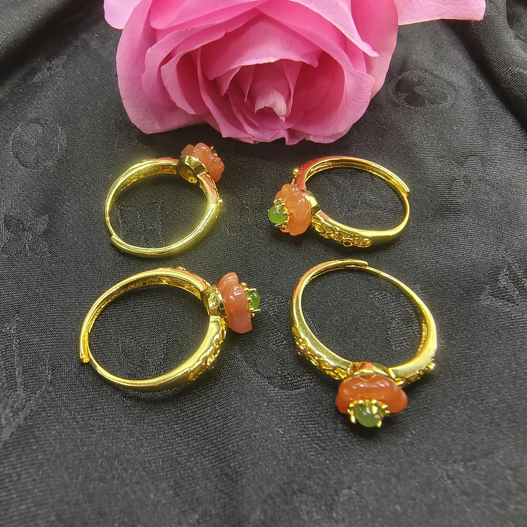 【玉合缘】天然玛瑙荷花戒指小巧精美（多样性发一） 9206