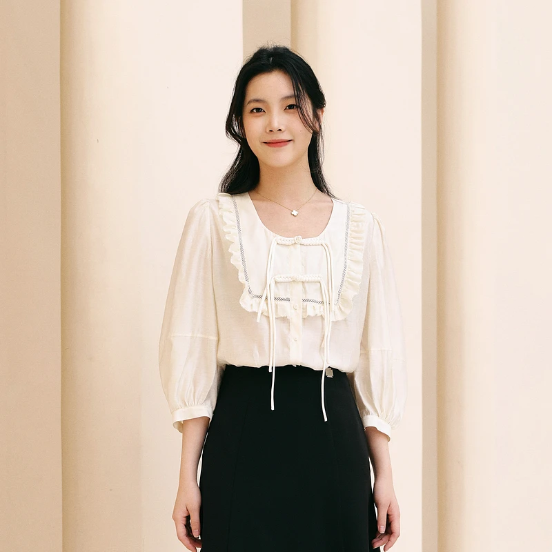 婉甸珍珠白中袖上衣1233H02RS1