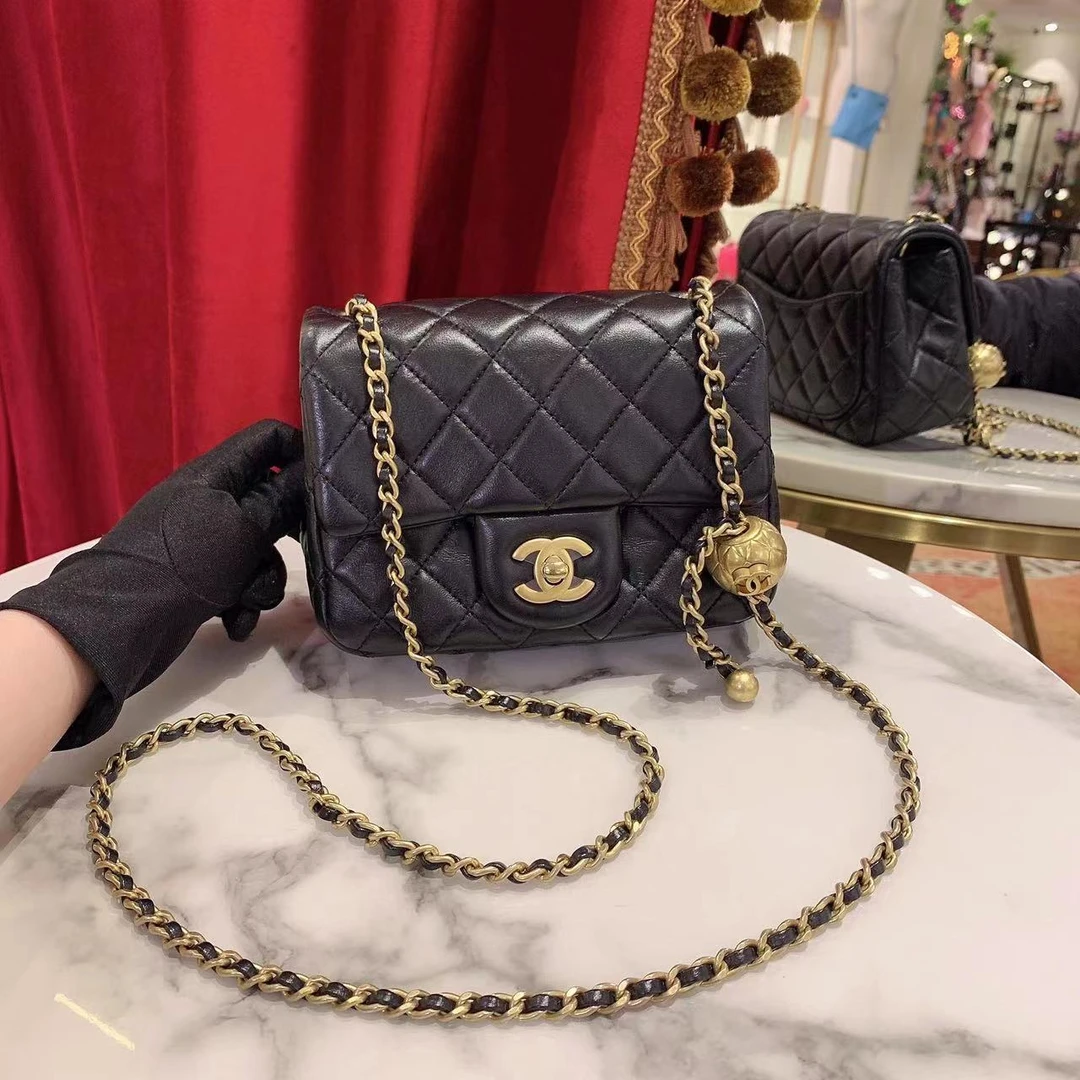 95新 Chanel/香奈儿 金球方胖子黑金羊29开/43590047
