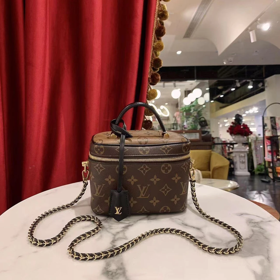 95新 LV GGS丨化妆包老花金扣芯片款/18560478