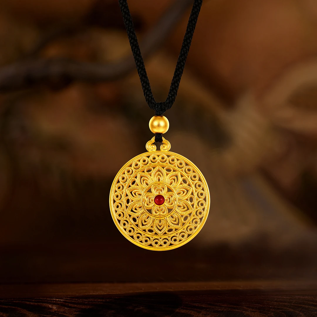 梦金园足金古法八宝罗盘吊坠国潮时尚锁骨颈饰官方正品