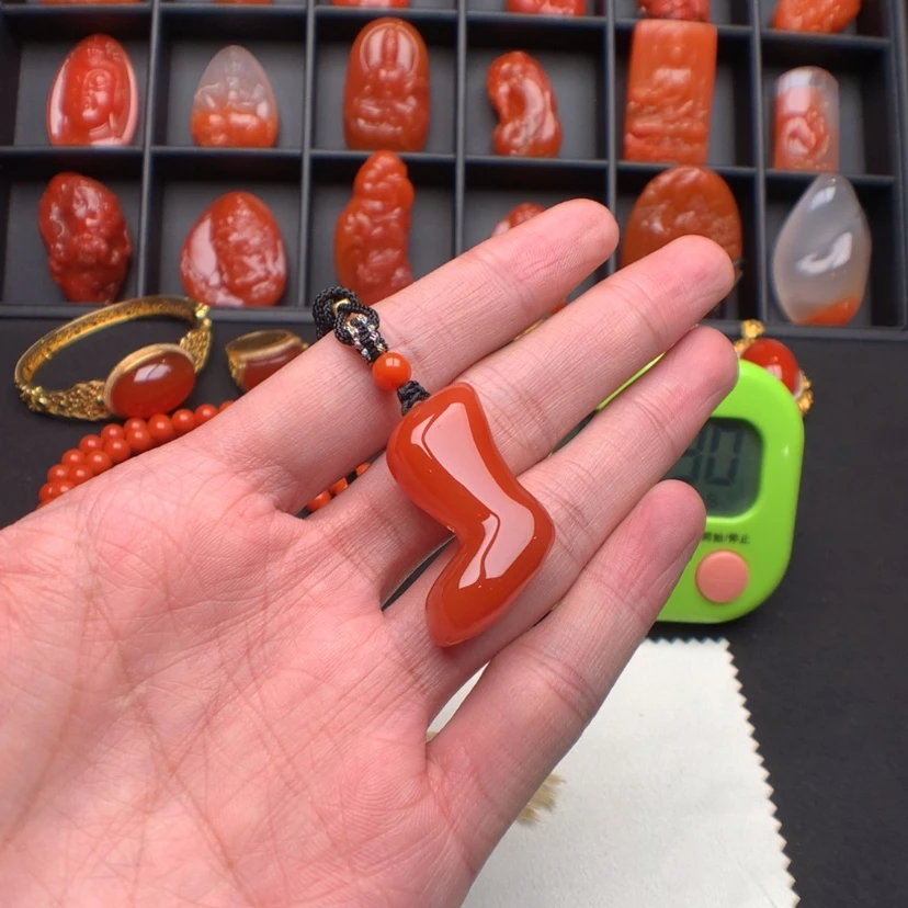 【闪购商品】南红玛瑙手链未镶嵌咳****?